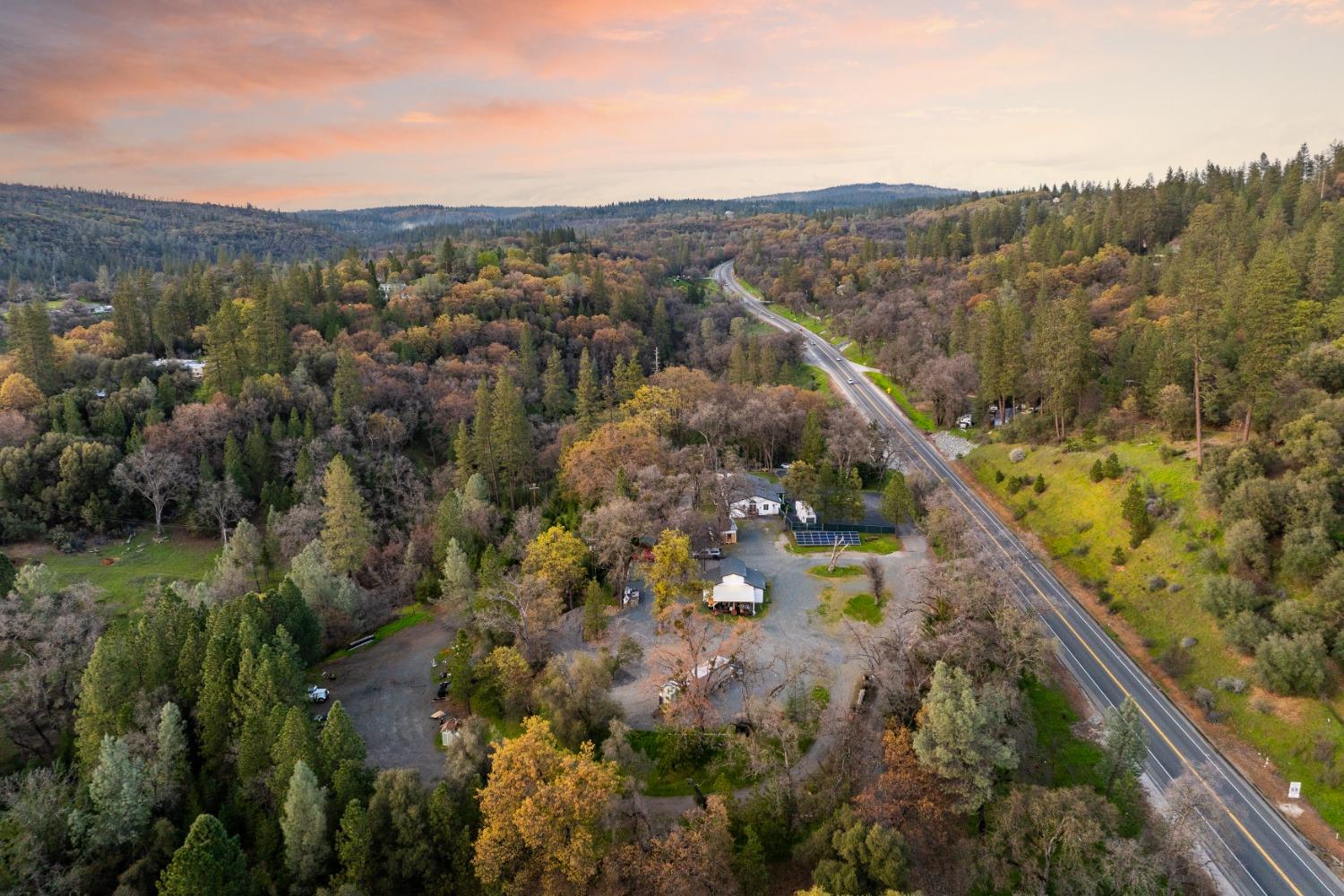 Detail Gallery Image 36 of 44 For 10056 Turkey Trot Pl, Grass Valley,  CA 95949 - 3 Beds | 2 Baths