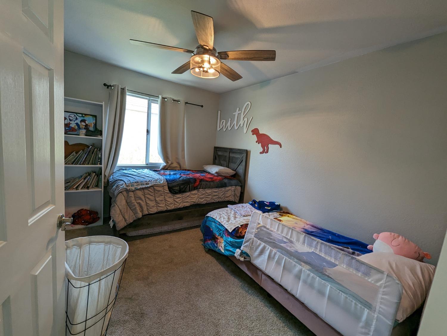 Detail Gallery Image 34 of 39 For 114 Oxburough Dr, Folsom,  CA 95630 - 4 Beds | 2/1 Baths