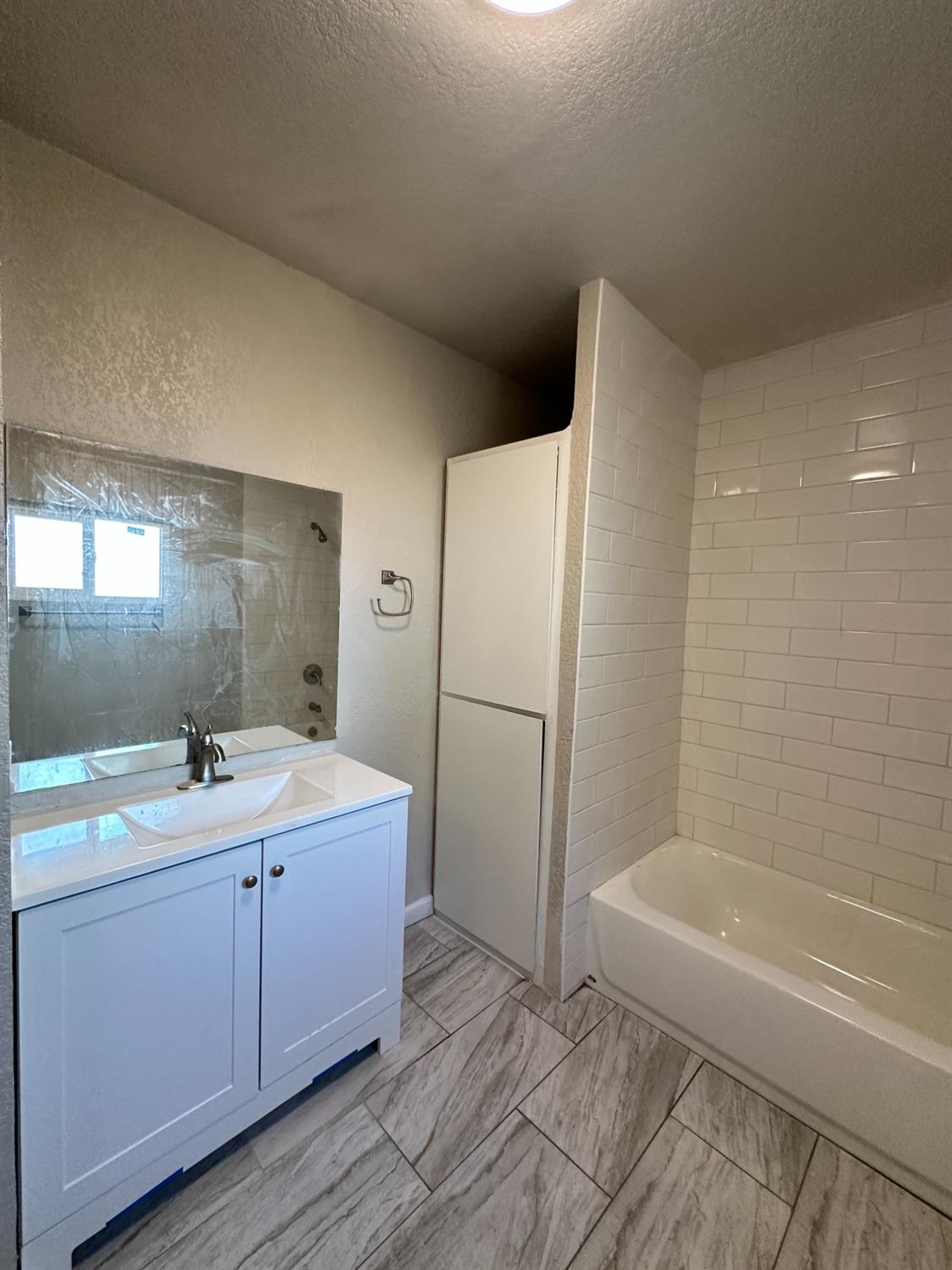 Detail Gallery Image 11 of 15 For 22065 6th St, South Dos Palos,  CA 93665 - 3 Beds | 1 Baths