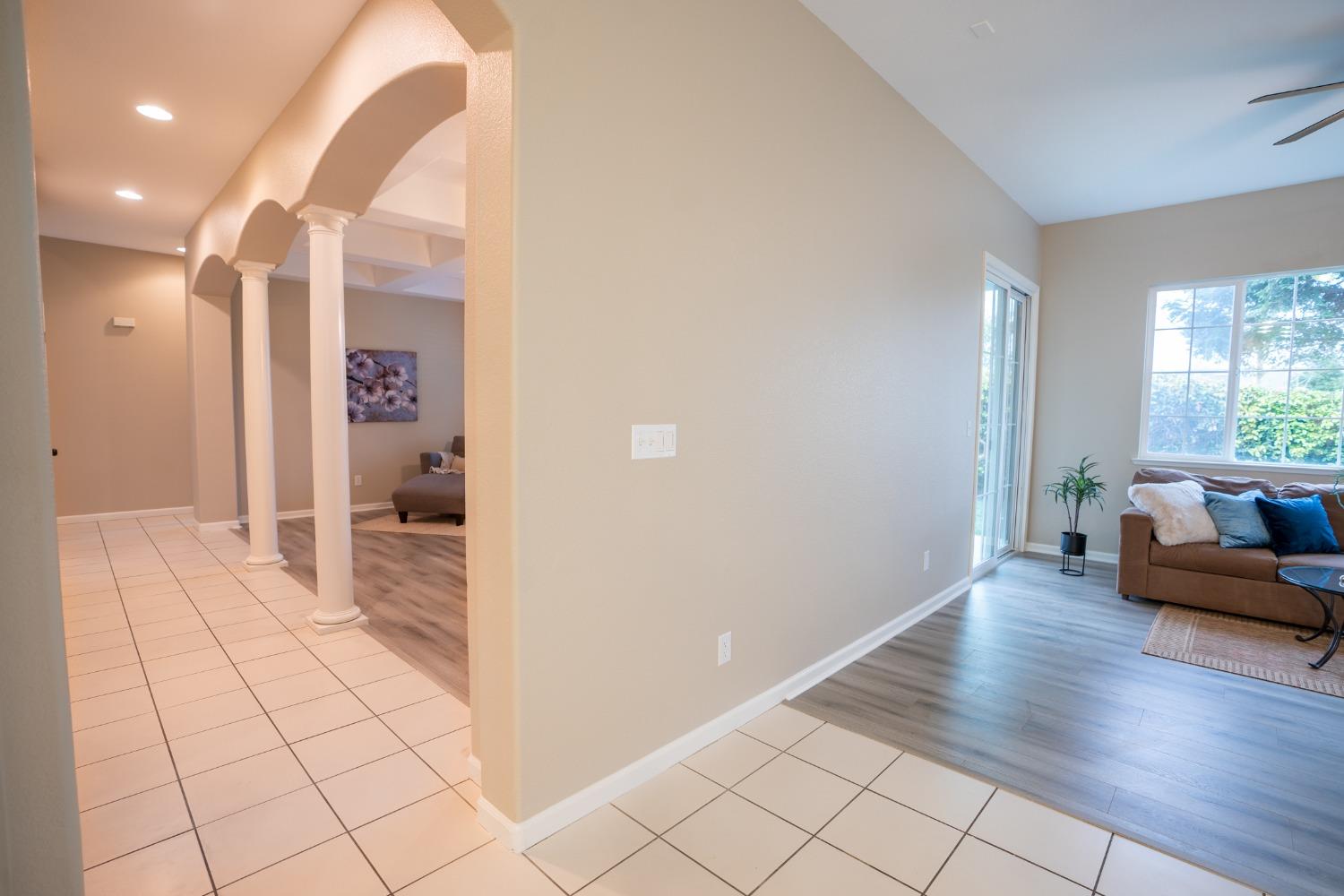 Detail Gallery Image 12 of 44 For 395 Hearst Dr, Merced,  CA 95348 - 5 Beds | 3/1 Baths