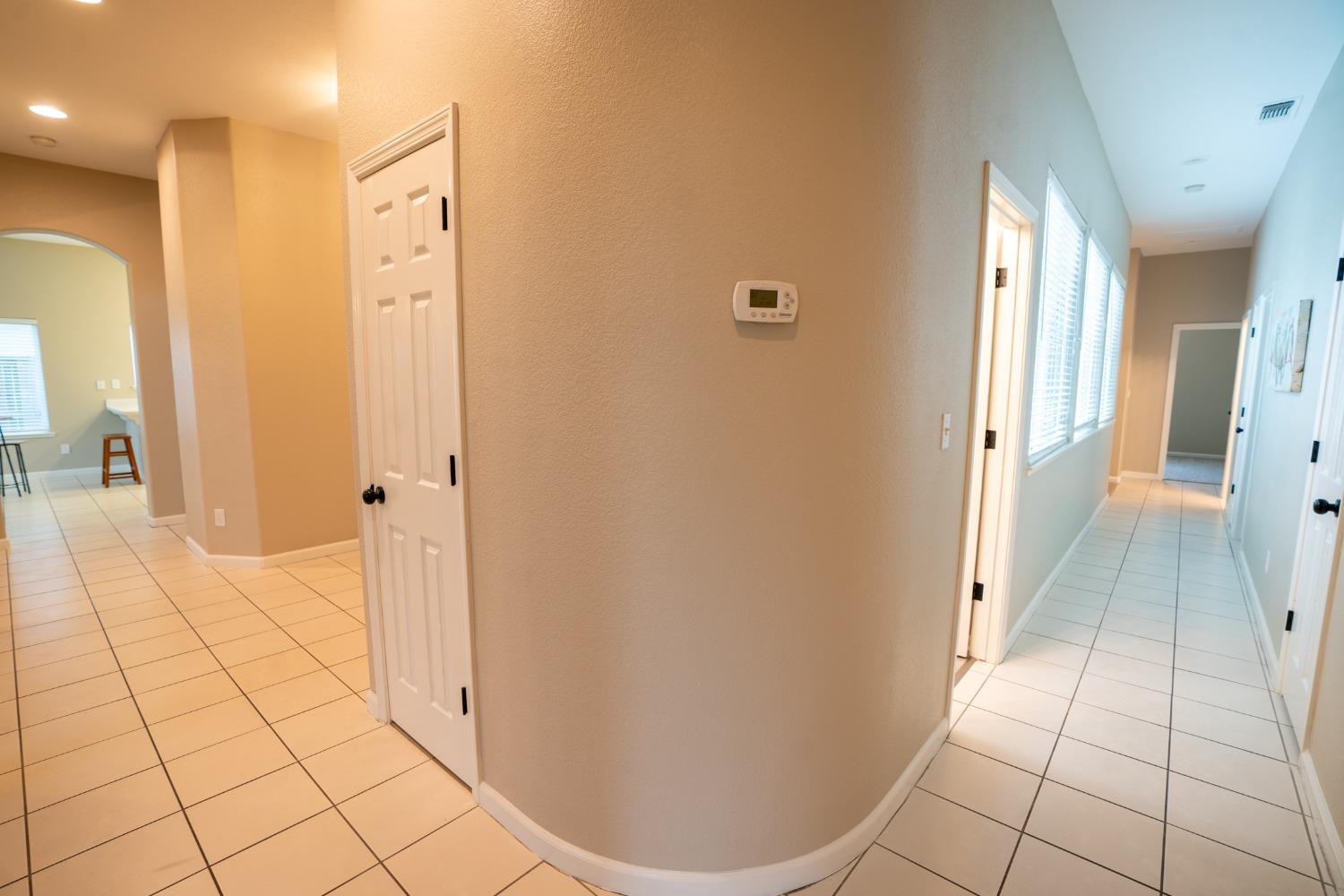 Detail Gallery Image 25 of 44 For 395 Hearst Dr, Merced,  CA 95348 - 5 Beds | 3/1 Baths