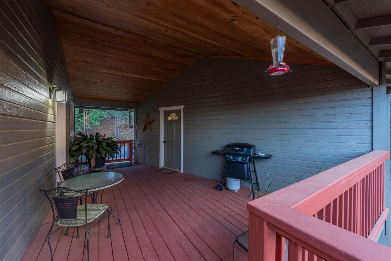 Detail Gallery Image 36 of 57 For 4231 Barbaras Ct, Camino,  CA 95709 - 3 Beds | 3/1 Baths
