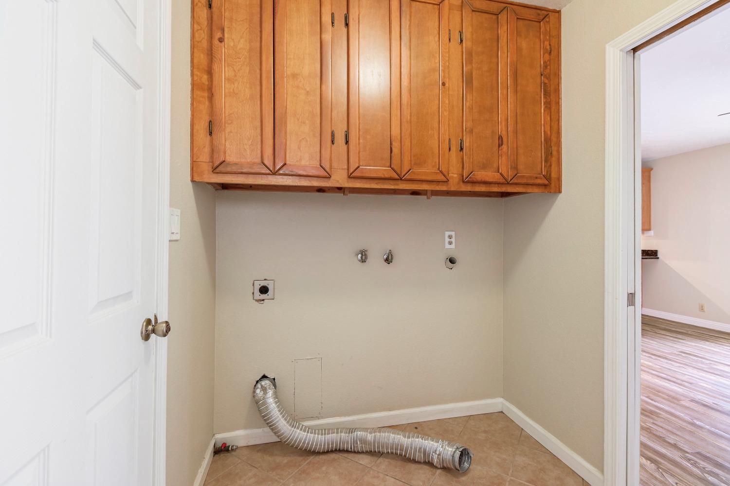 Detail Gallery Image 32 of 66 For 152 Redwood Ave, Tracy,  CA 95376 - 5 Beds | 3/1 Baths