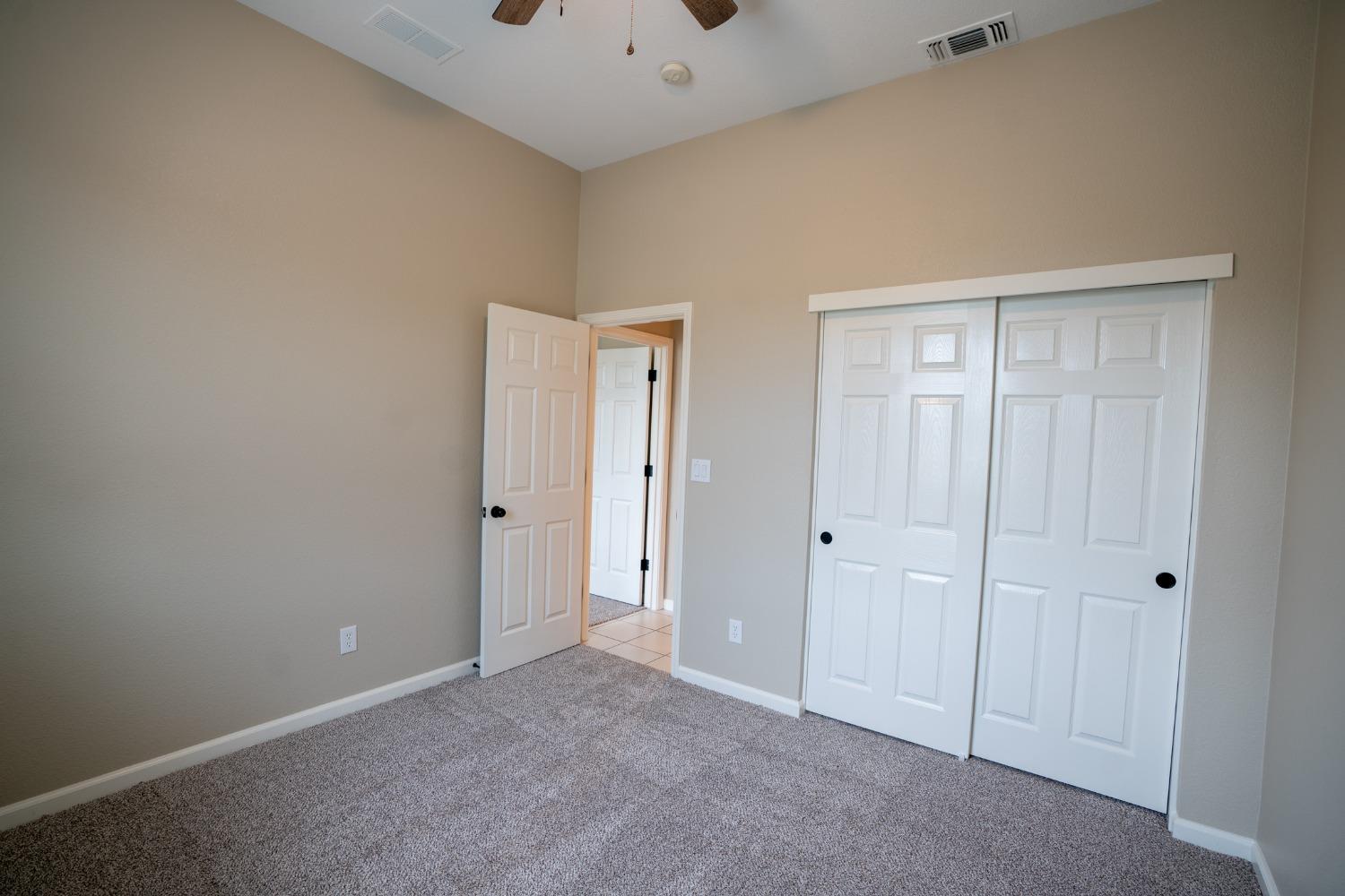 Detail Gallery Image 32 of 44 For 395 Hearst Dr, Merced,  CA 95348 - 5 Beds | 3/1 Baths