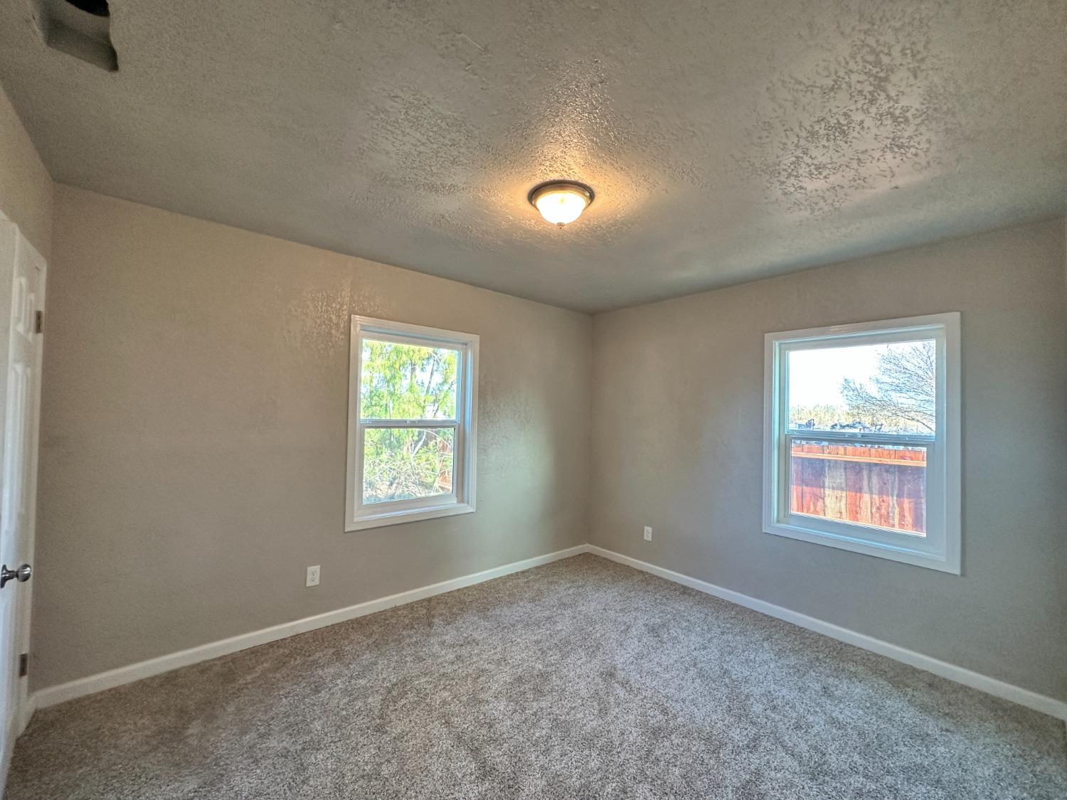 Detail Gallery Image 9 of 15 For 22065 6th St, South Dos Palos,  CA 93665 - 3 Beds | 1 Baths