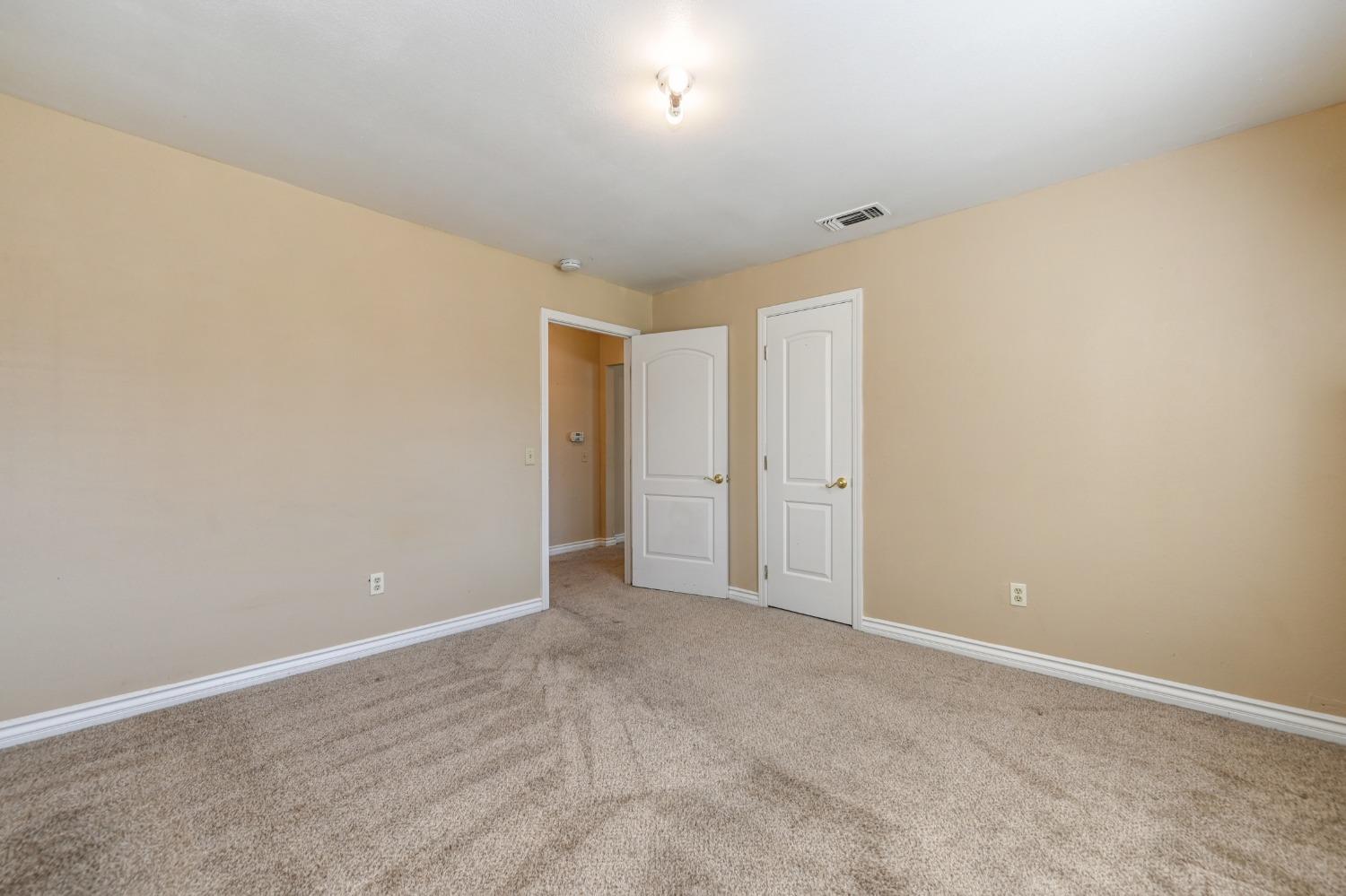 Detail Gallery Image 15 of 22 For 859 Eleanor Ave, Sacramento,  CA 95815 - 2 Beds | 1 Baths