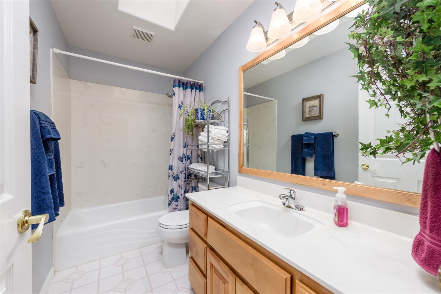 Detail Gallery Image 27 of 57 For 4231 Barbaras Ct, Camino,  CA 95709 - 3 Beds | 3/1 Baths