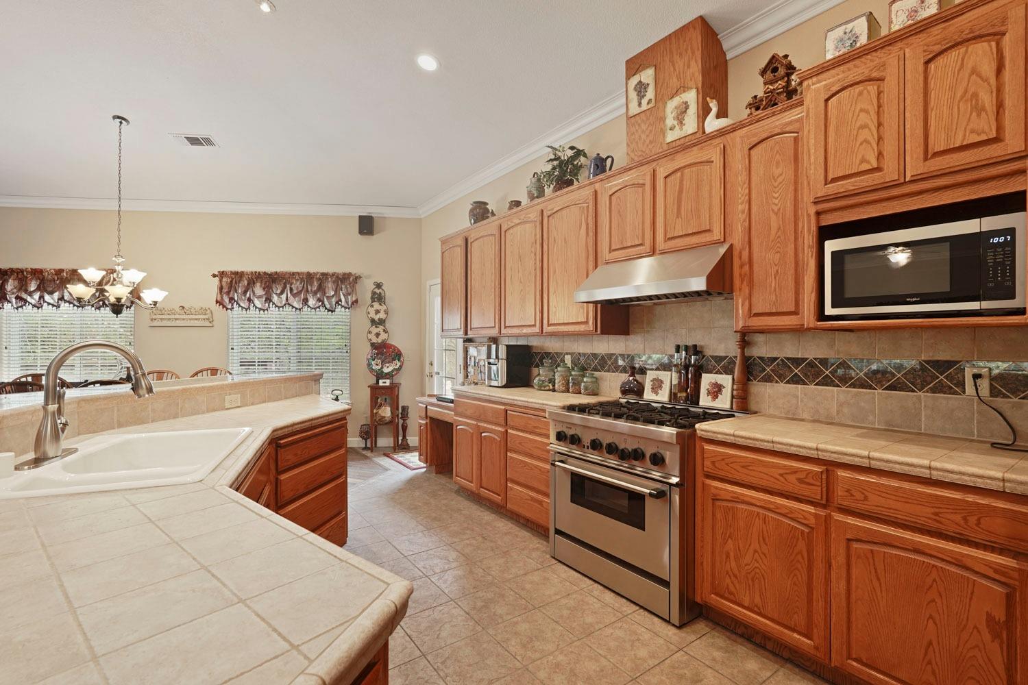 Detail Gallery Image 32 of 54 For 7007 Hackett Ct, Valley Springs,  CA 95252 - 3 Beds | 2 Baths