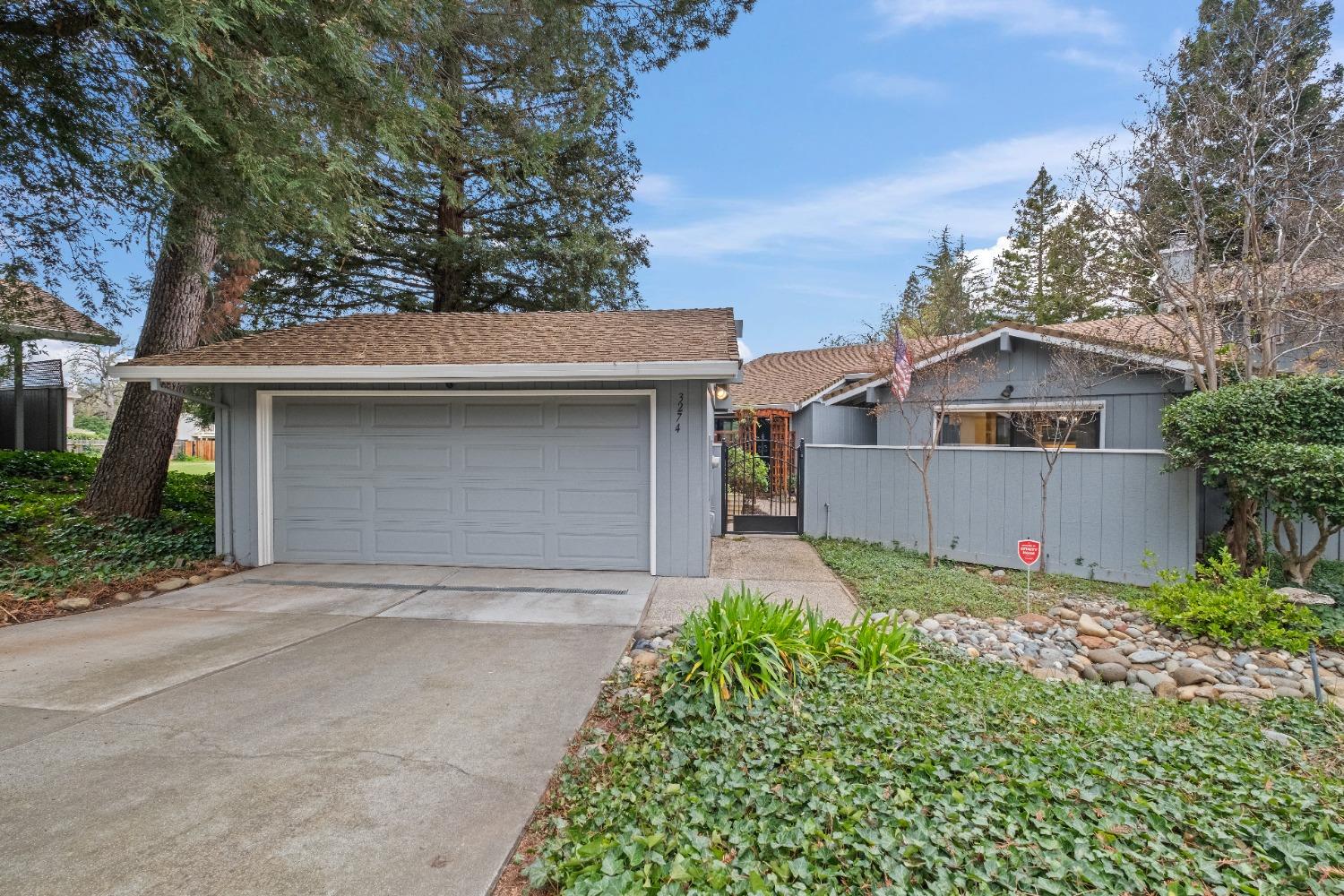 Detail Gallery Image 1 of 1 For 3274 Topaz Ln, Cameron Park,  CA 95682 - 2 Beds | 2 Baths