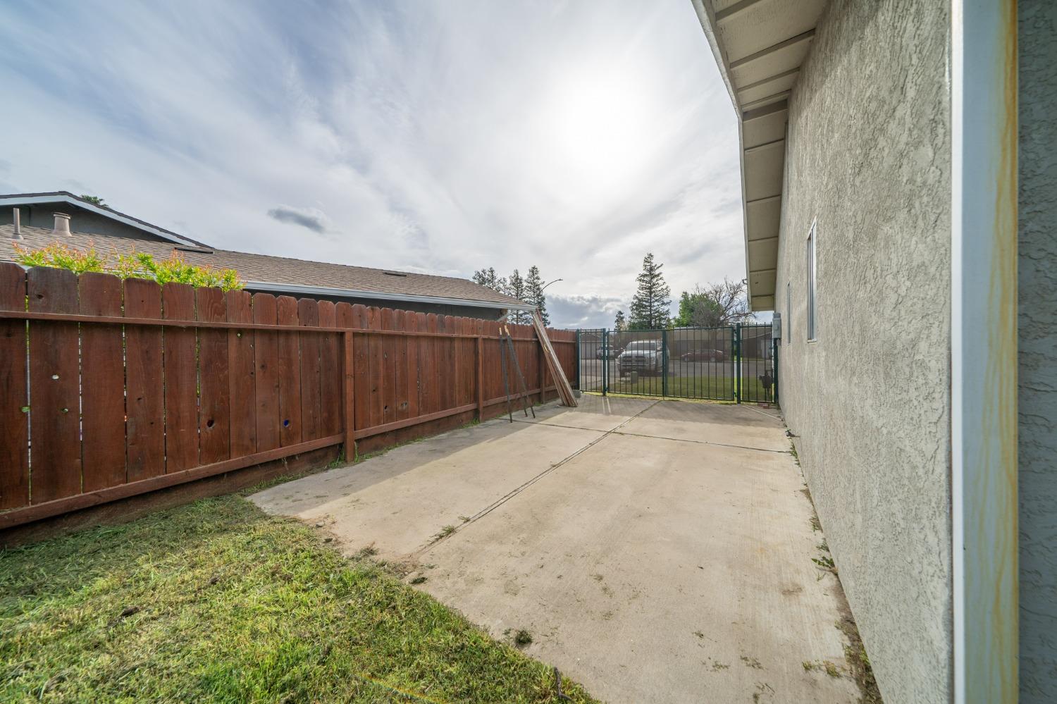Detail Gallery Image 29 of 31 For 2470 St Marys Ct, Turlock,  CA 95382 - 3 Beds | 2 Baths