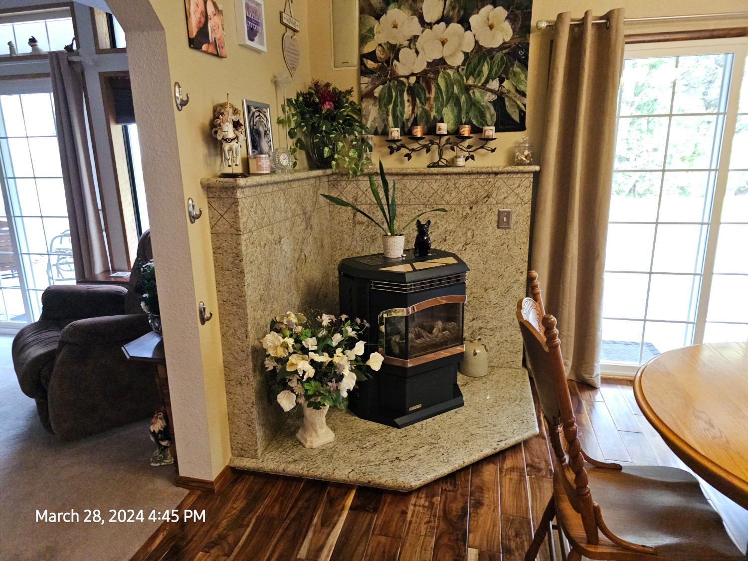 Detail Gallery Image 13 of 79 For 4601 El Caminito Rd, Shingle Springs,  CA 95682 - 2 Beds | 2 Baths