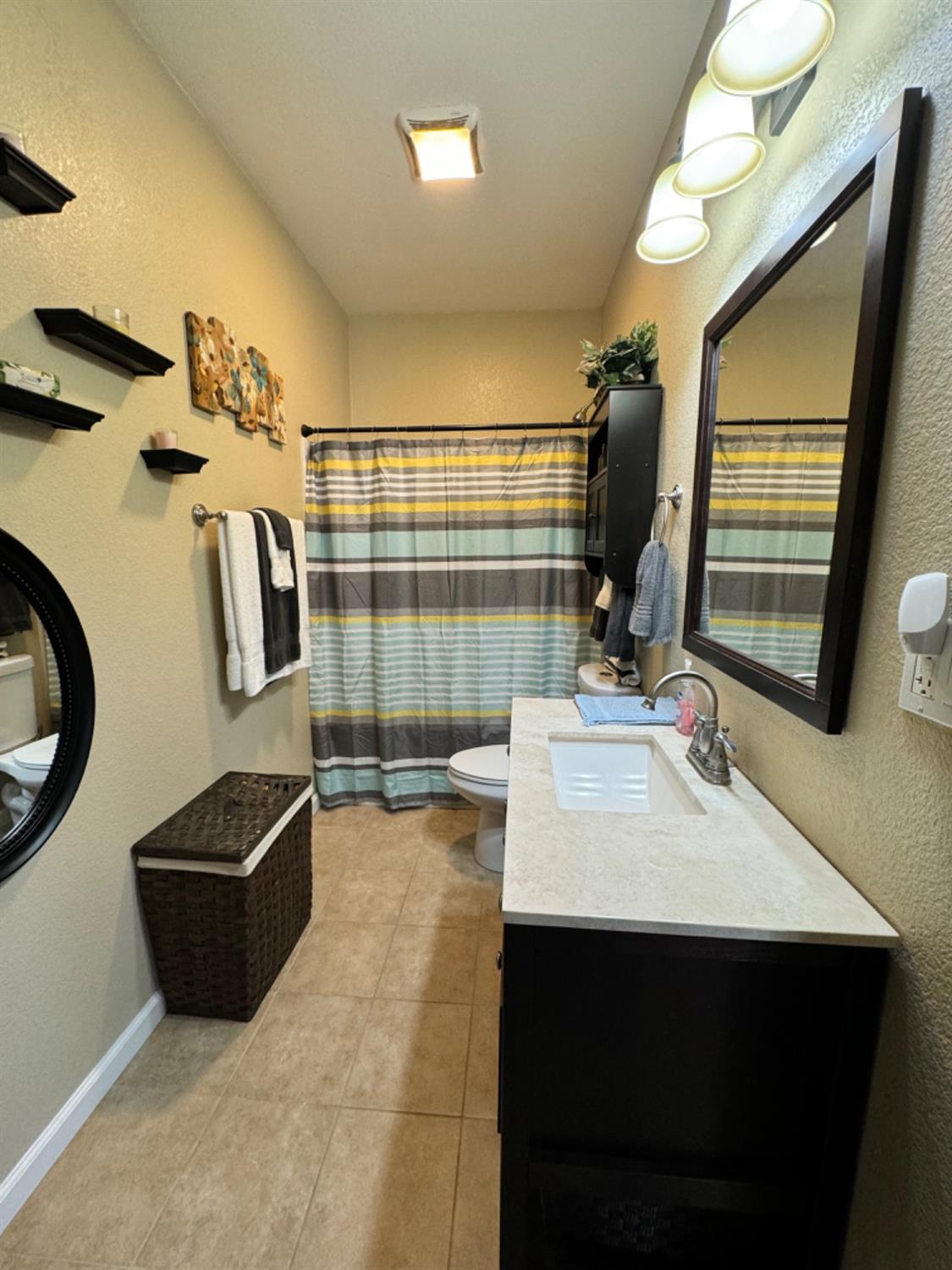 Detail Gallery Image 9 of 16 For 306 a St, Woodland,  CA 95776 - 2 Beds | 1 Baths
