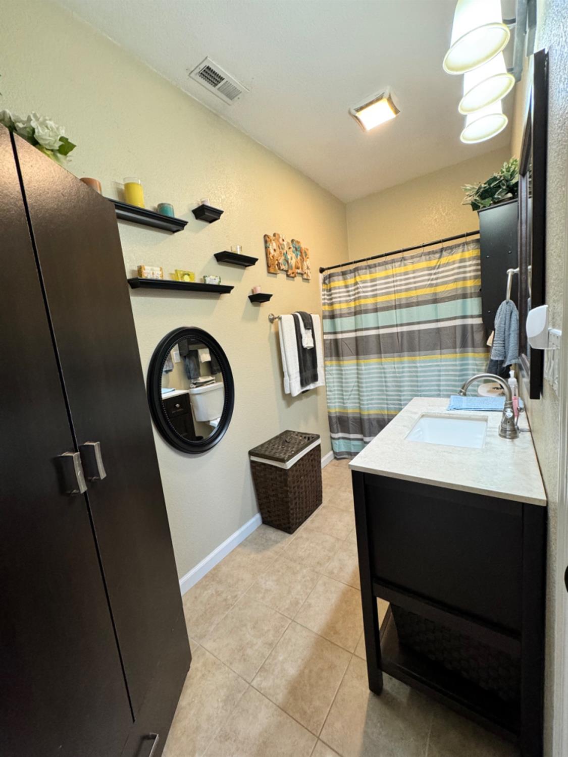 Detail Gallery Image 8 of 16 For 306 a St, Woodland,  CA 95776 - 2 Beds | 1 Baths