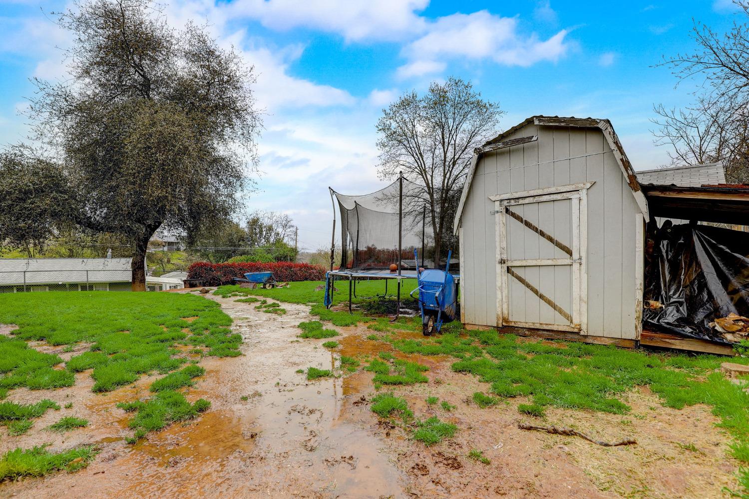 E Justine Avenue, Diamond Springs, California image 37