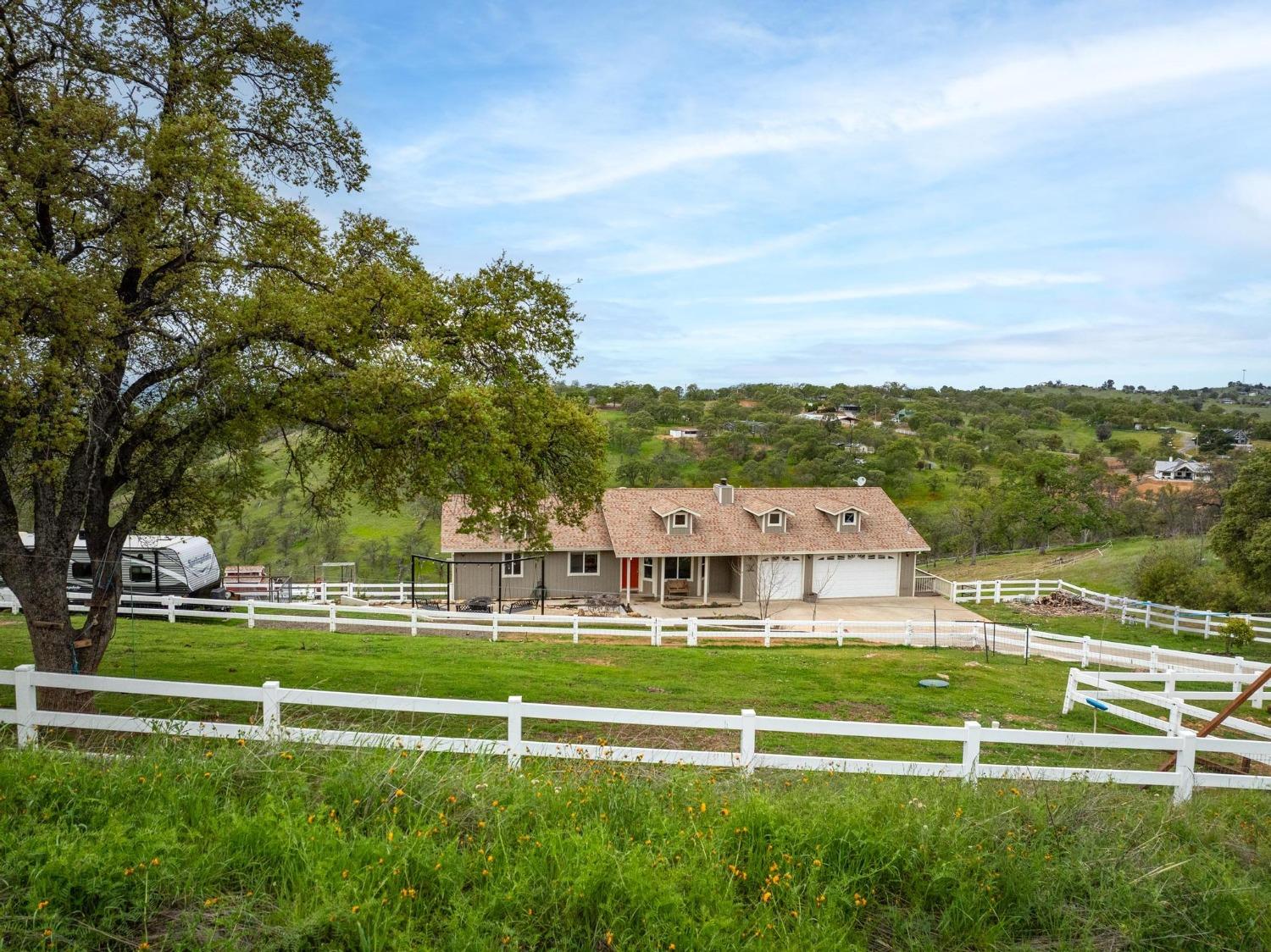 Coronado Drive, La Grange, California image 2