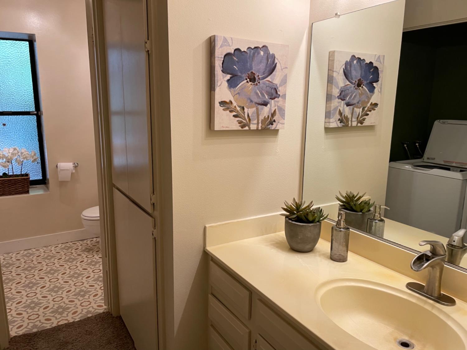 Detail Gallery Image 13 of 29 For 200 P St #C13,  Sacramento,  CA 95814 - 2 Beds | 2 Baths