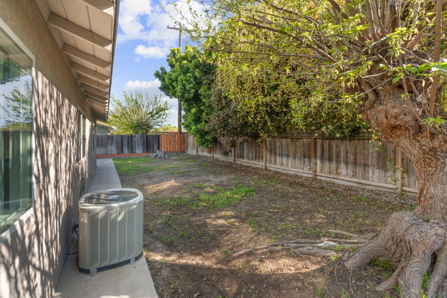 Detail Gallery Image 22 of 24 For 1828 Ellison Dr, Modesto,  CA 95355 - 3 Beds | 1/1 Baths