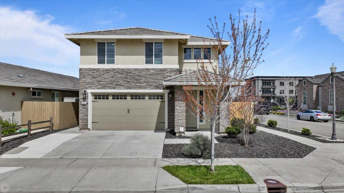 Detail Gallery Image 1 of 1 For 2601 Carnation Way, Lodi,  CA 95242 - 3 Beds | 2/1 Baths