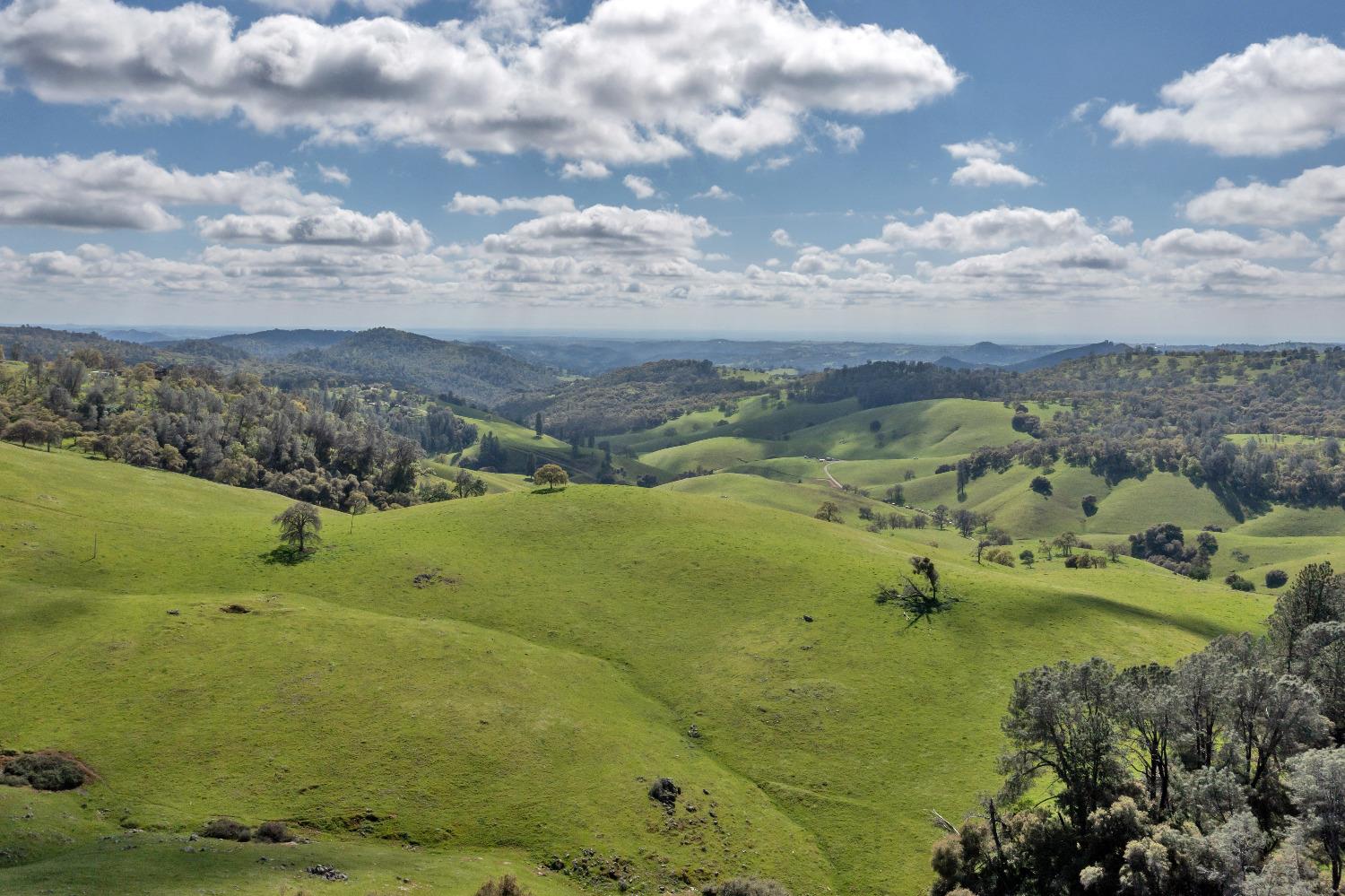 Stope Way, El Dorado, California image 3