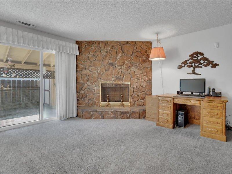 Detail Gallery Image 9 of 31 For 2690 Dawn Way, Turlock,  CA 95382 - 3 Beds | 2 Baths