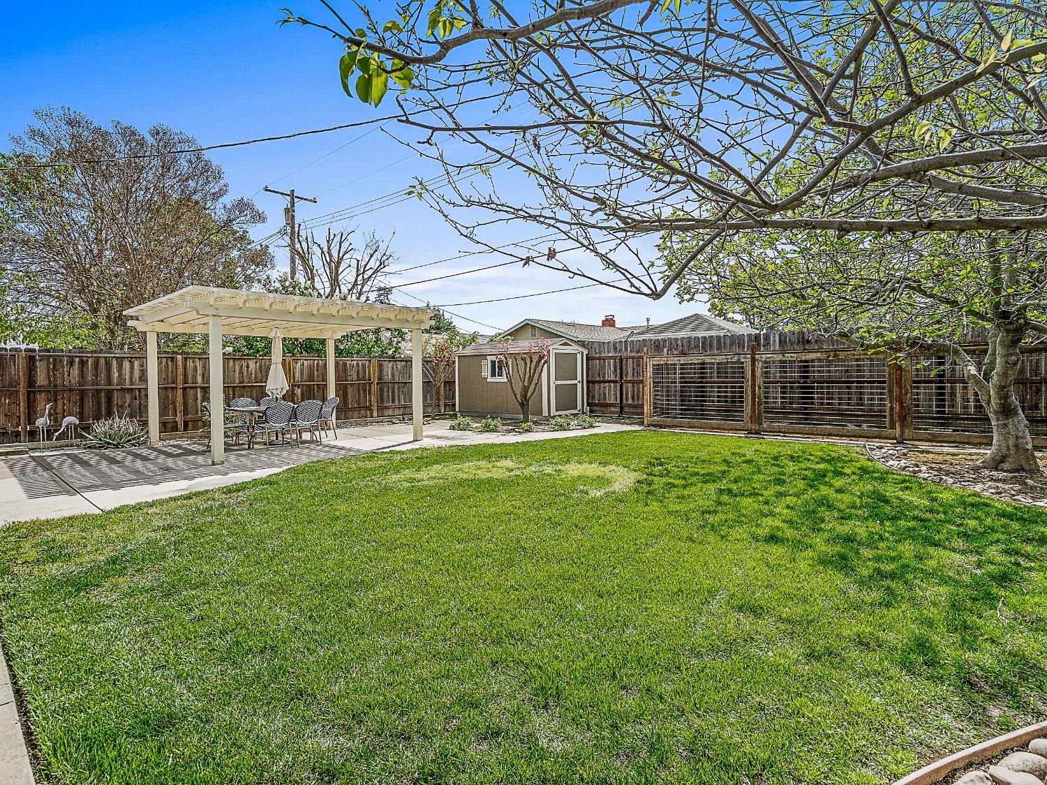 Detail Gallery Image 19 of 24 For 522 Ribier Ave, Lodi,  CA 95240 - 2 Beds | 1/1 Baths