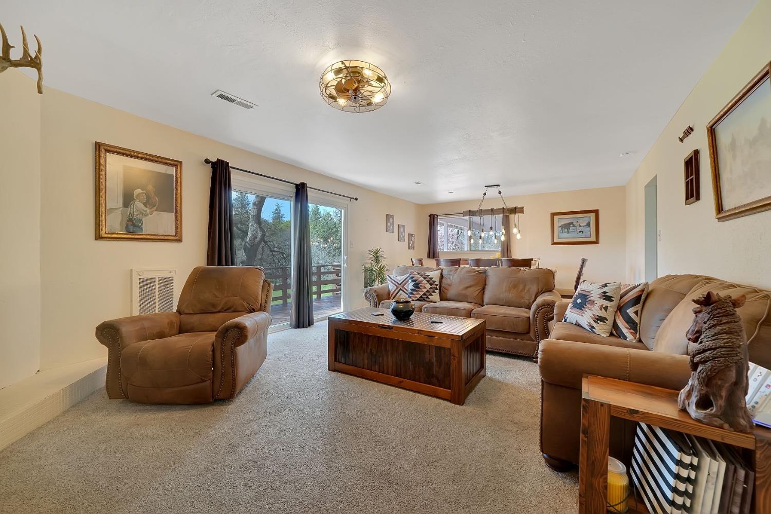 Detail Gallery Image 9 of 58 For 19840 Meadowood Dr, Jackson,  CA 95642 - 3 Beds | 2/1 Baths