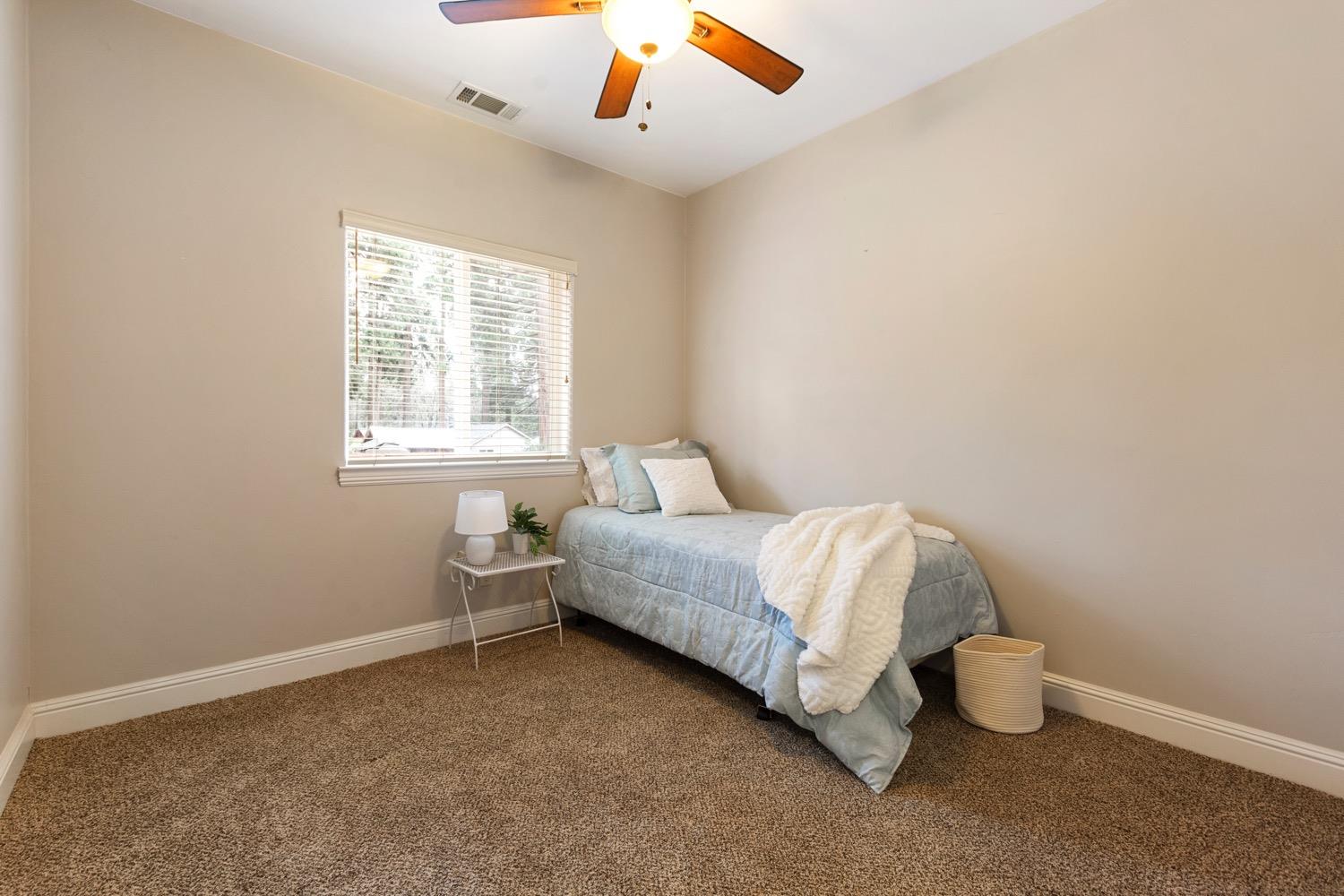 Detail Gallery Image 16 of 28 For 6273 Pine St, Pollock Pines,  CA 95726 - 3 Beds | 2 Baths