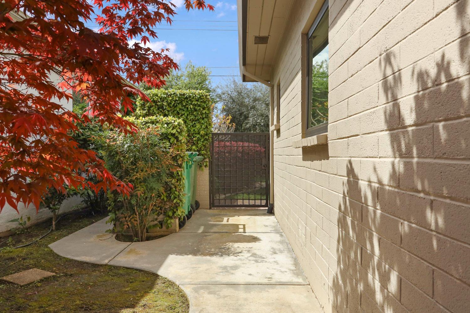Detail Gallery Image 59 of 62 For 1100 W Elm St, Lodi,  CA 95240 - 3 Beds | 2/1 Baths