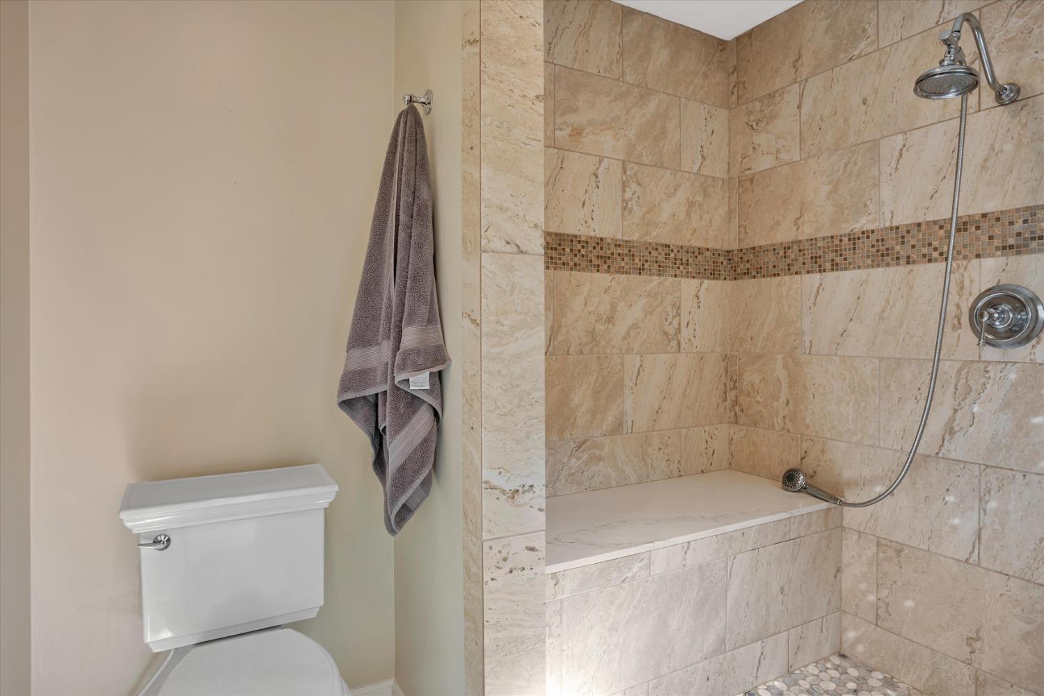 Detail Gallery Image 35 of 50 For 19146 Spyglass Ct, Woodbridge,  CA 95258 - 3 Beds | 2/1 Baths