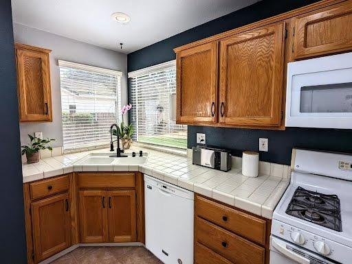 Detail Gallery Image 8 of 41 For 3753 Hepburn Cir, Stockton,  CA 95209 - 3 Beds | 2/1 Baths