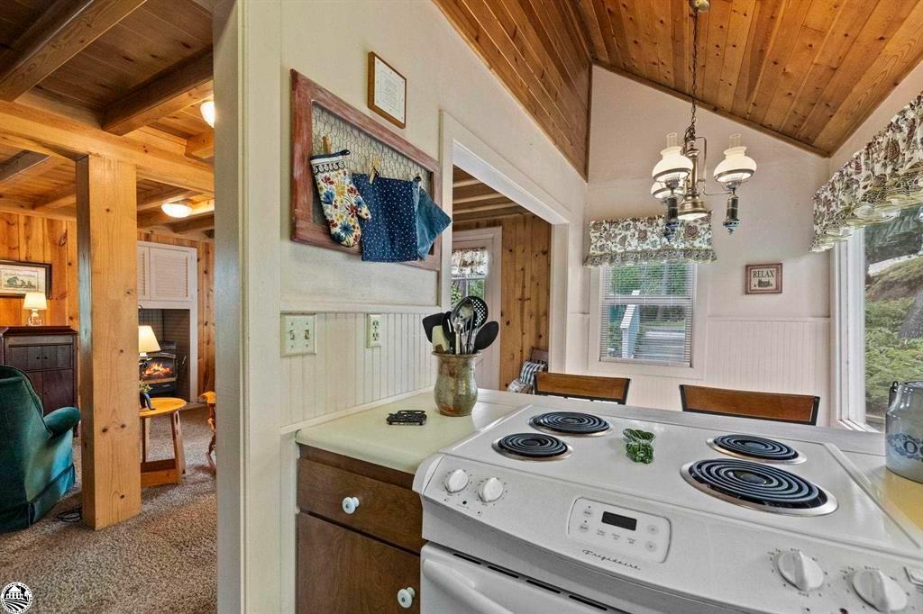Detail Gallery Image 15 of 30 For 19893 Middle Camp Sugarpine Rd Dr, Twain Harte,  CA 95383 - 3 Beds | 1/1 Baths