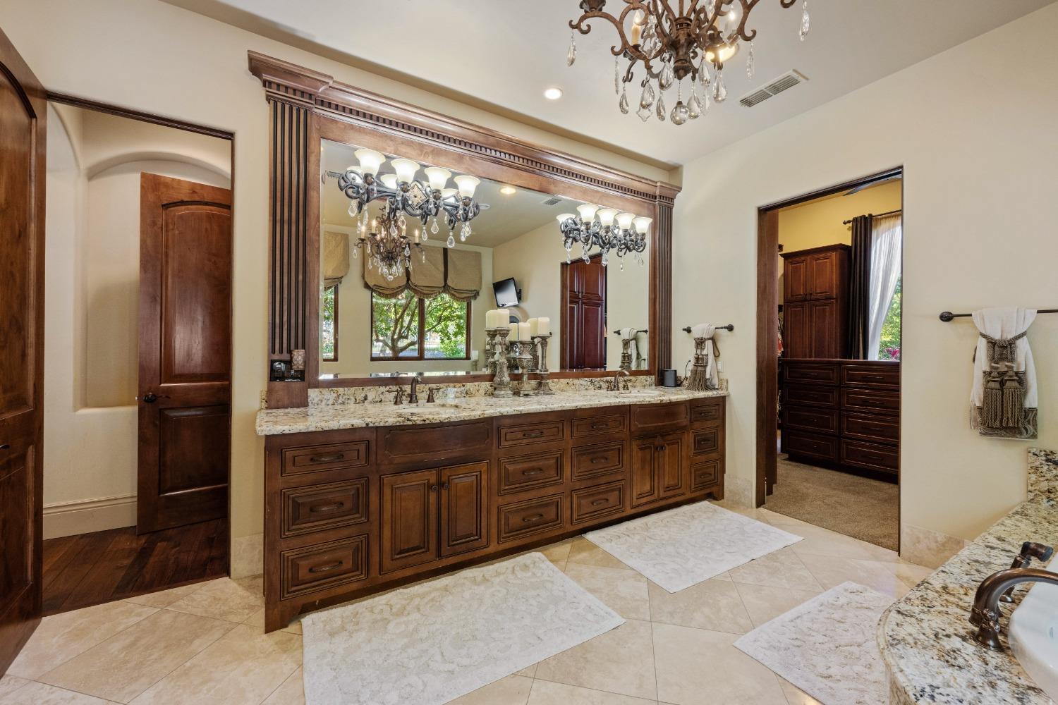 Detail Gallery Image 46 of 74 For 6100 Terracina Ct, Loomis,  CA 95650 - 5 Beds | 6/4 Baths