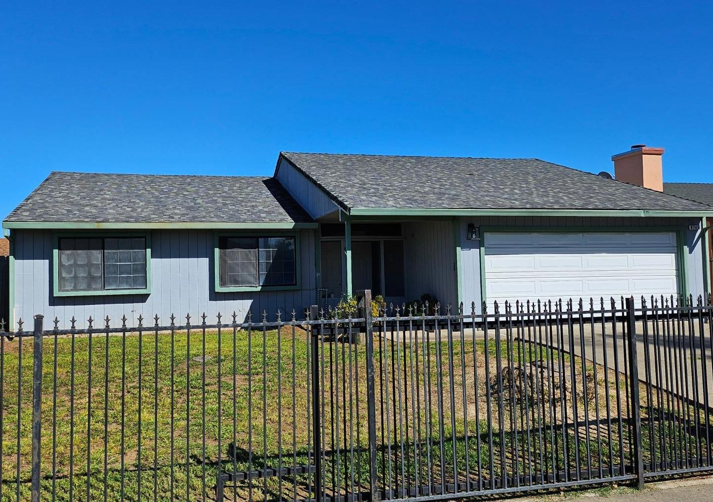 Photo of 8745 Pacific Hills Wy in Sacramento, CA