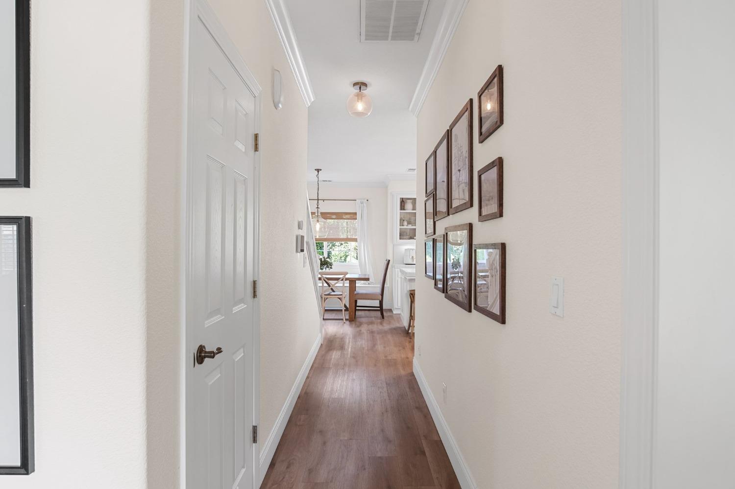Detail Gallery Image 7 of 37 For 2339 Wintergreen Ct, Lodi,  CA 95242 - 4 Beds | 2/1 Baths