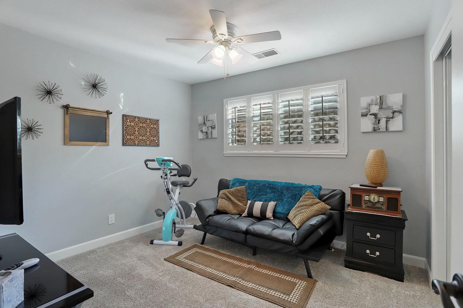 Detail Gallery Image 24 of 44 For 320 Brian Ln, Turlock,  CA 95382 - 3 Beds | 2 Baths