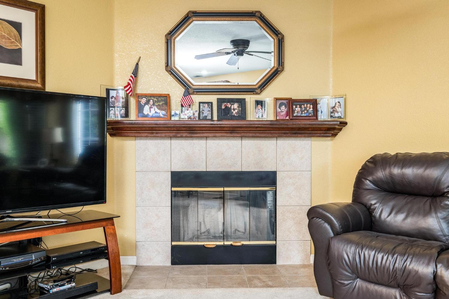 Detail Gallery Image 13 of 40 For 4294 Madison Ln, Turlock,  CA 95382 - 4 Beds | 2/1 Baths
