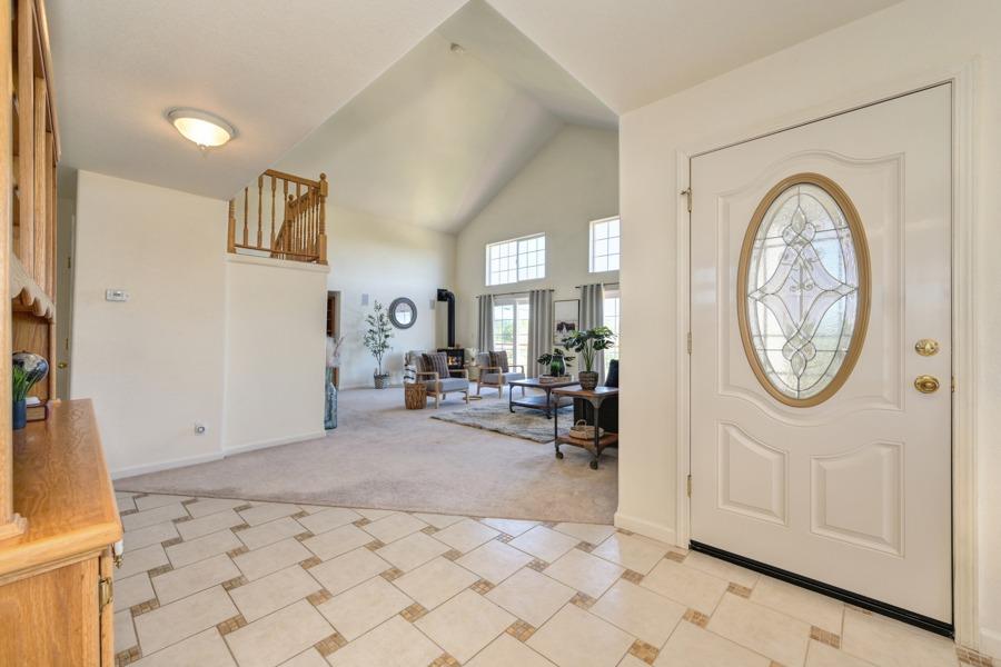 Detail Gallery Image 5 of 71 For 3505 Curran Rd, Ione,  CA 95640 - 3 Beds | 3/1 Baths