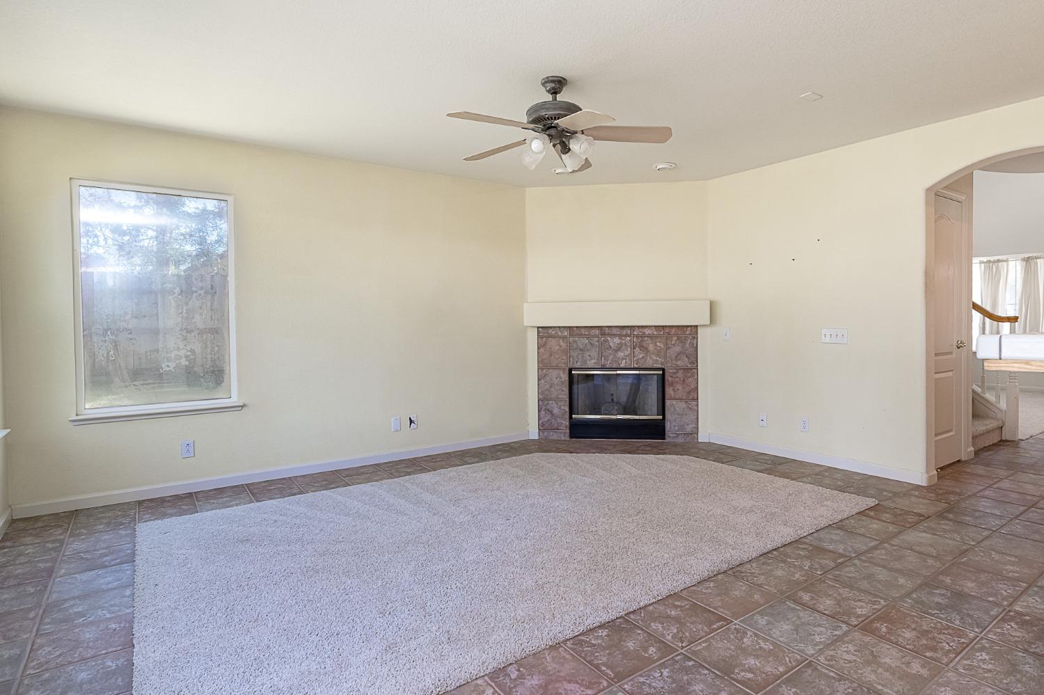 Detail Gallery Image 14 of 32 For 1905 Cobbler Ct, Modesto,  CA 95356 - 4 Beds | 2/1 Baths