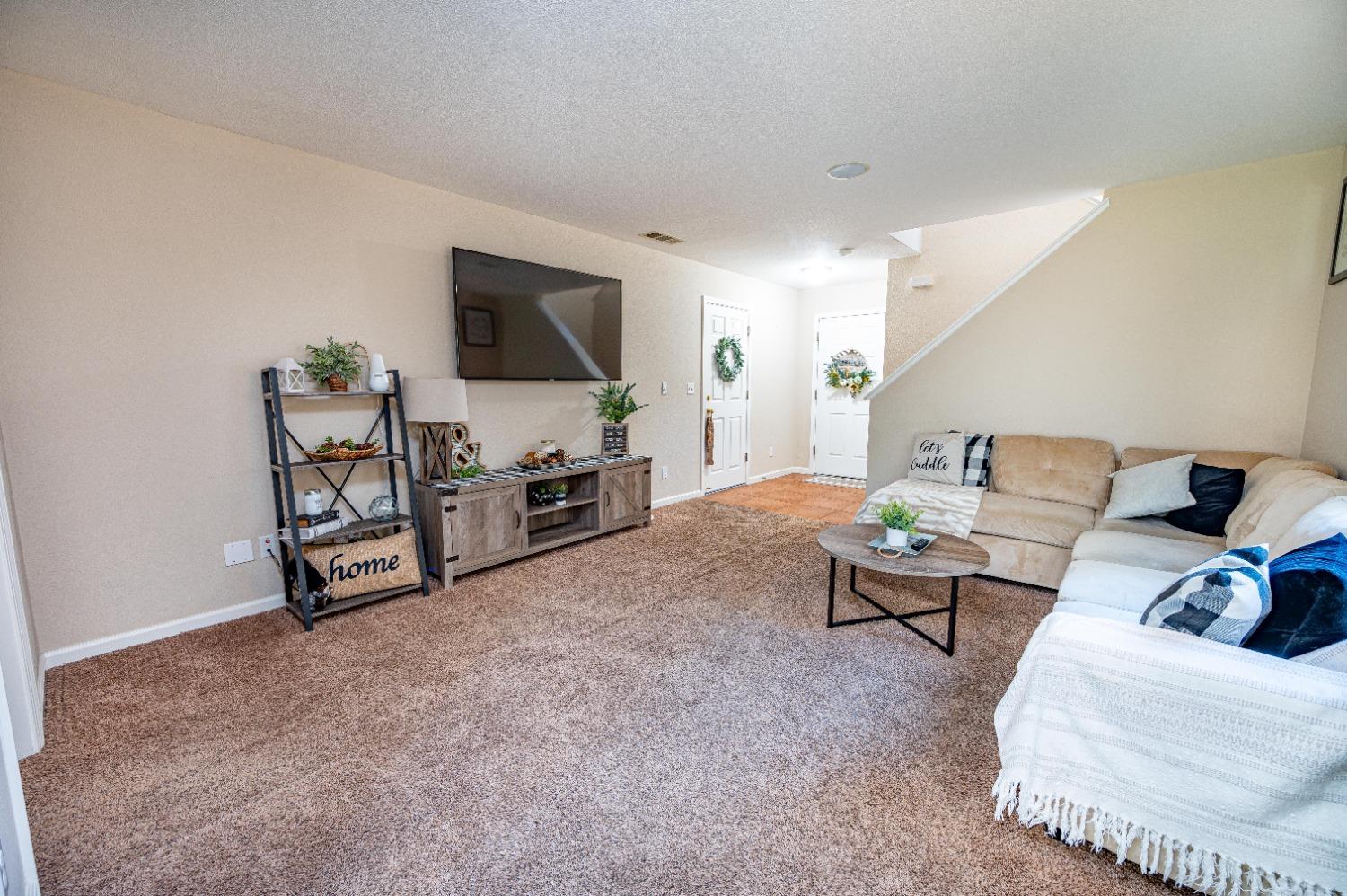 Detail Gallery Image 13 of 37 For 1714 Zona Bella Ln, Ceres,  CA 95307 - 2 Beds | 2/1 Baths