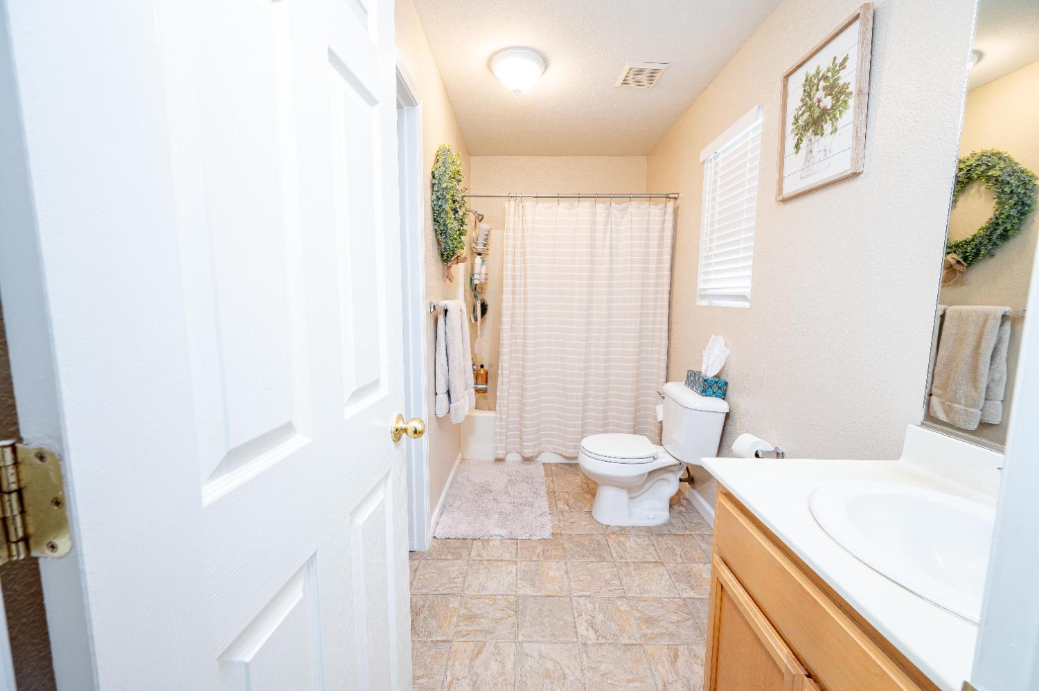 Detail Gallery Image 32 of 37 For 1714 Zona Bella Ln, Ceres,  CA 95307 - 2 Beds | 2/1 Baths