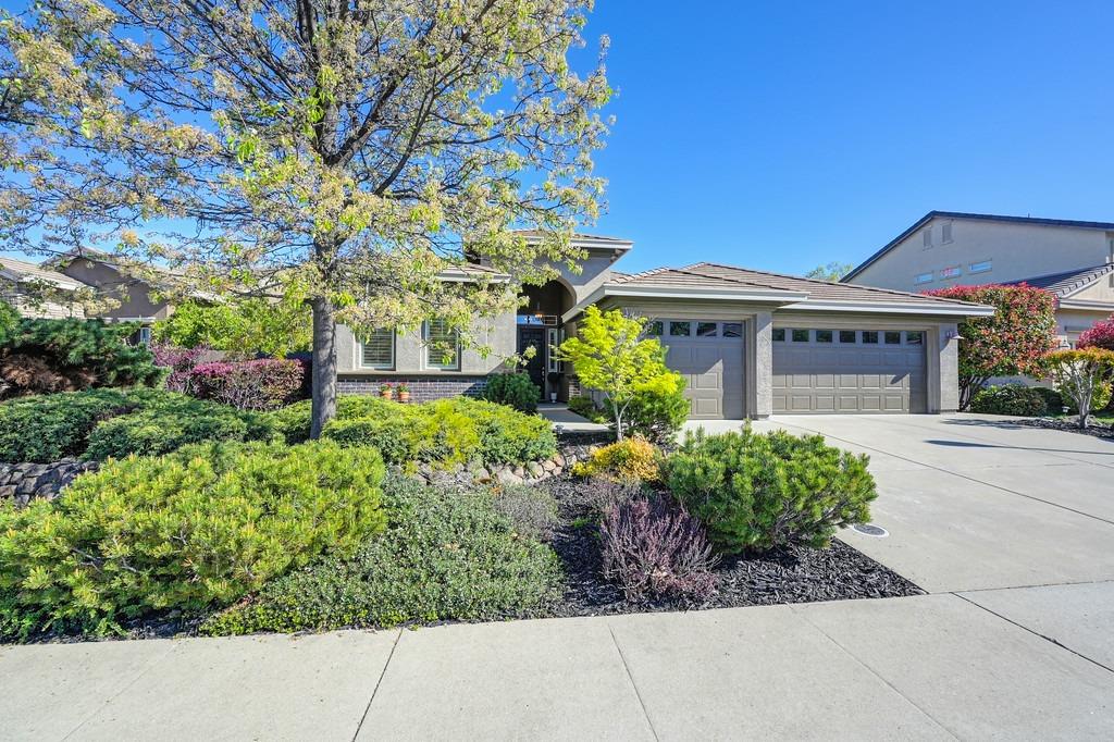 Detail Gallery Image 1 of 1 For 2071 Petruchio Way, Roseville,  CA 95661 - 3 Beds | 2 Baths