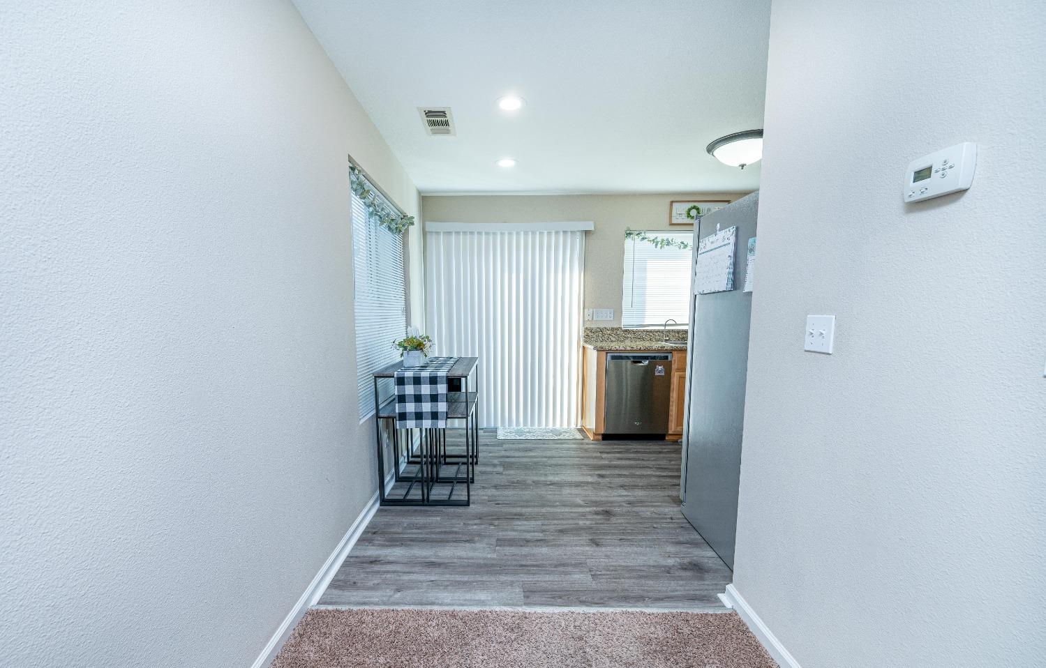 Detail Gallery Image 14 of 37 For 1714 Zona Bella Ln, Ceres,  CA 95307 - 2 Beds | 2/1 Baths
