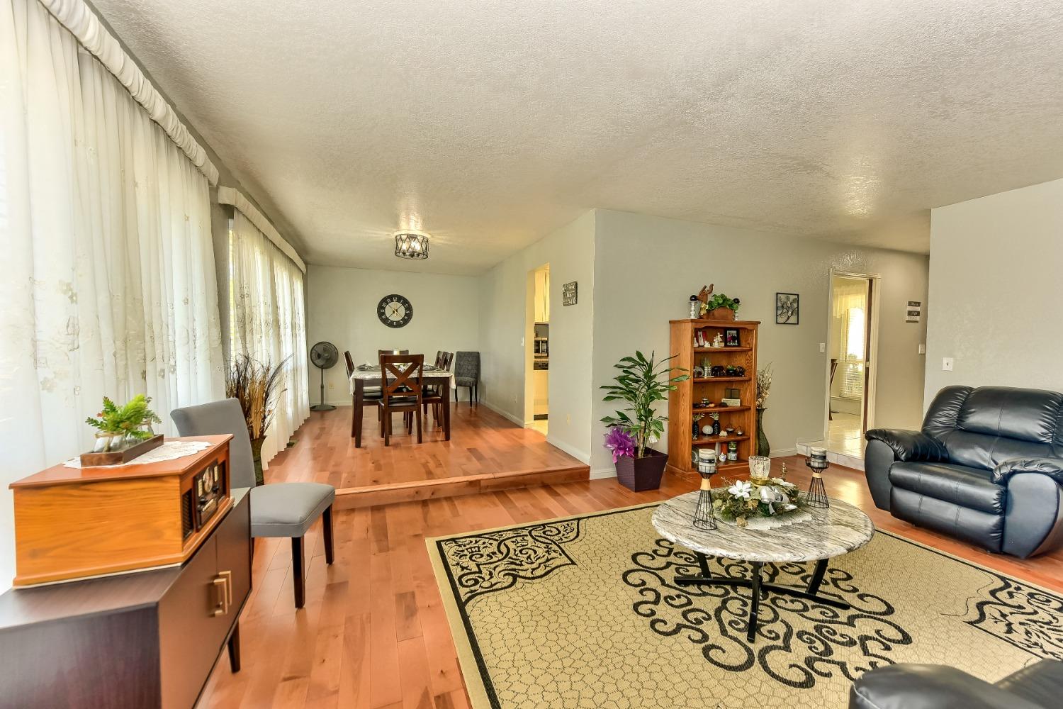Detail Gallery Image 21 of 47 For 2813 Stoneridge Dr, Modesto,  CA 95355 - 3 Beds | 2 Baths