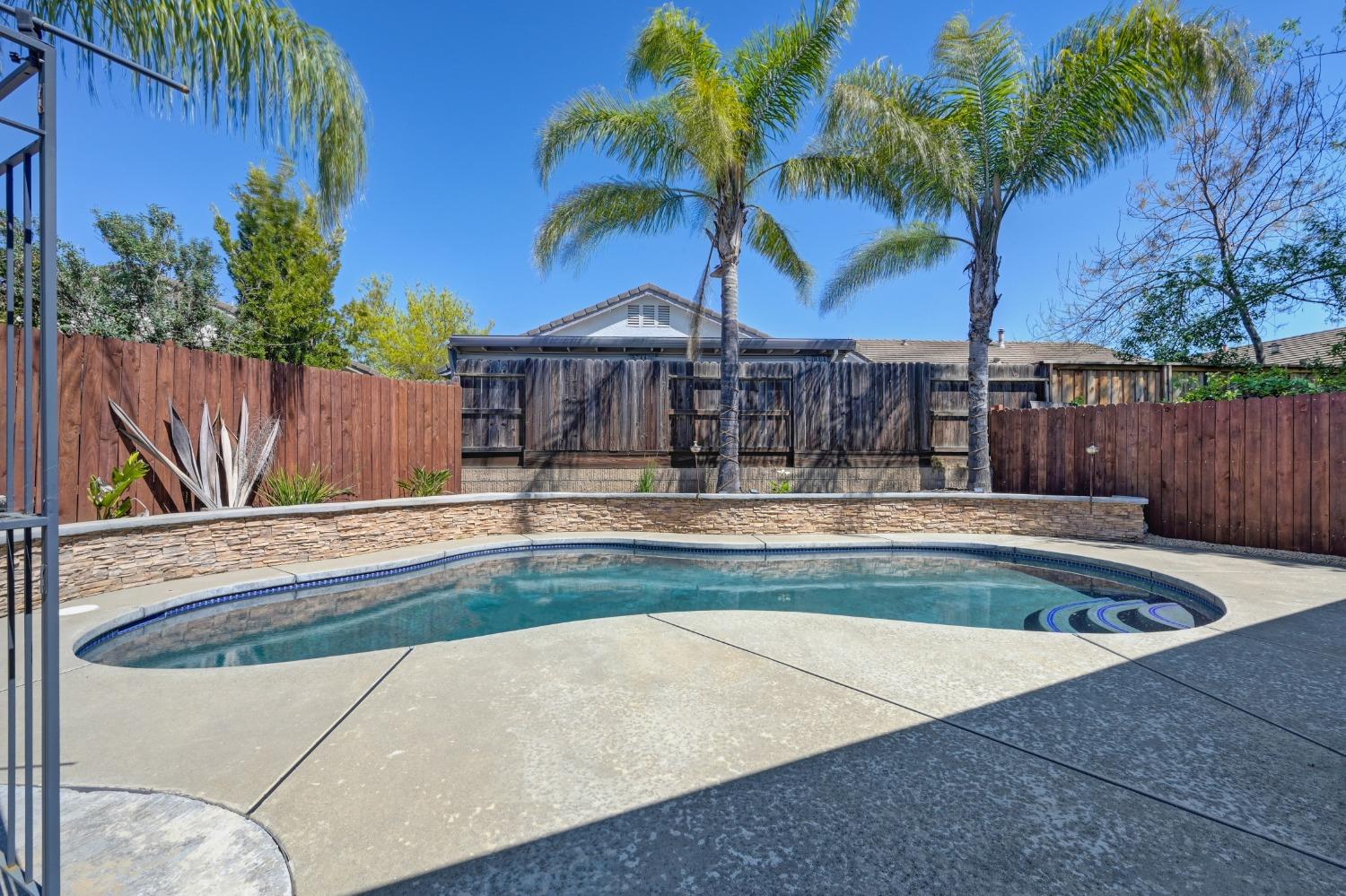Detail Gallery Image 42 of 50 For 9247 Wenlock Ct, Sacramento,  CA 95829 - 3 Beds | 2 Baths