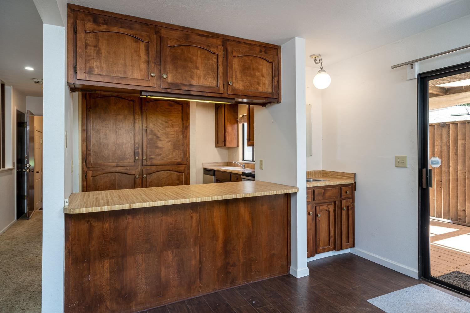 Detail Gallery Image 6 of 16 For 22378 Ponderosa Dr, Twain Harte,  CA 95383 - 3 Beds | 3/1 Baths