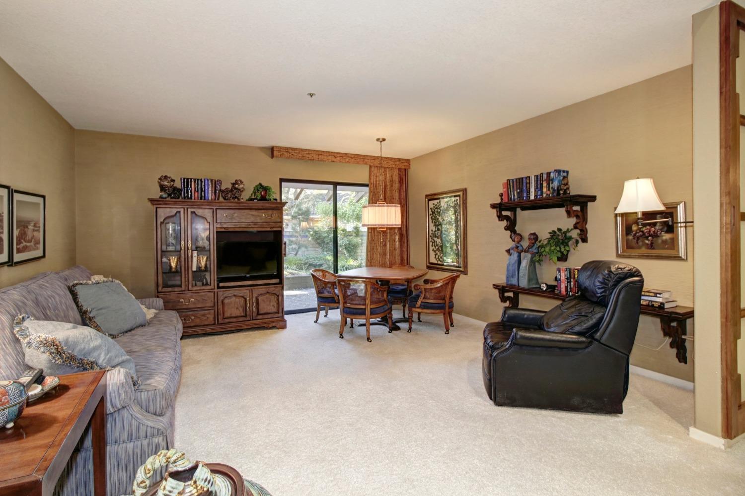 Detail Gallery Image 18 of 64 For 2800 Lacy Ln, Sacramento,  CA 95821 - 2 Beds | 2/1 Baths