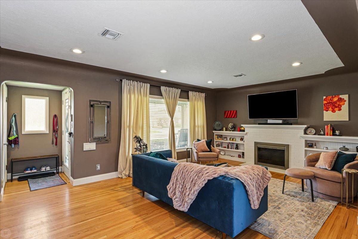 Detail Gallery Image 14 of 70 For 1308 Highland Dr, Modesto,  CA 95354 - 3 Beds | 2 Baths