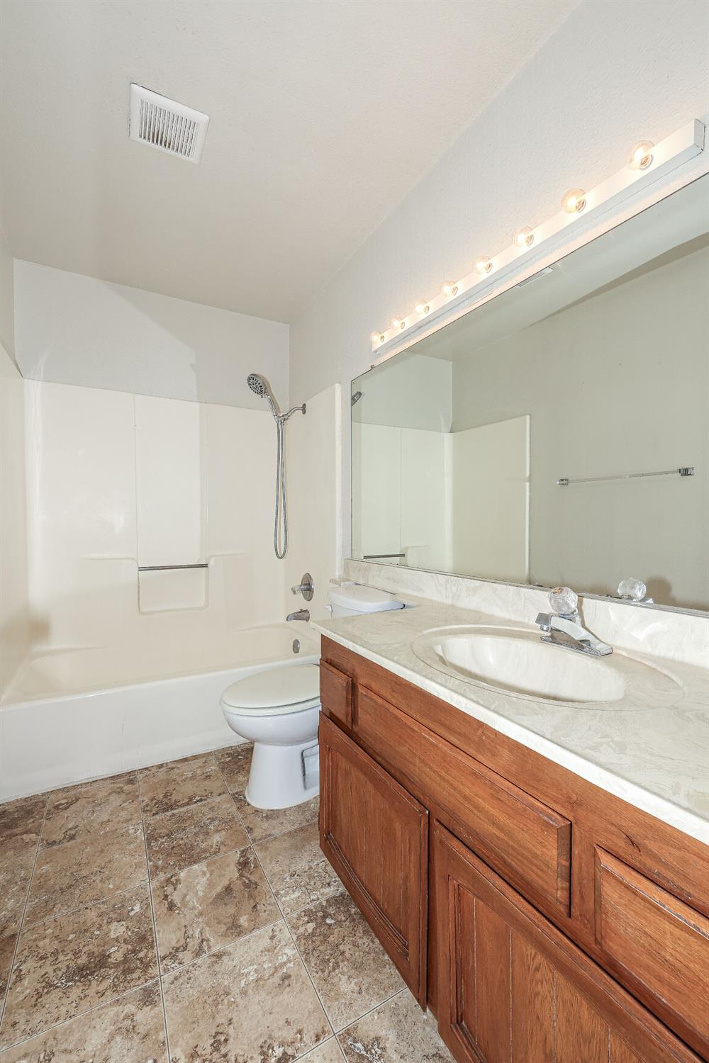 Detail Gallery Image 34 of 49 For 3424 Vintage Dr #261,  Modesto,  CA 95356 - 2 Beds | 2 Baths