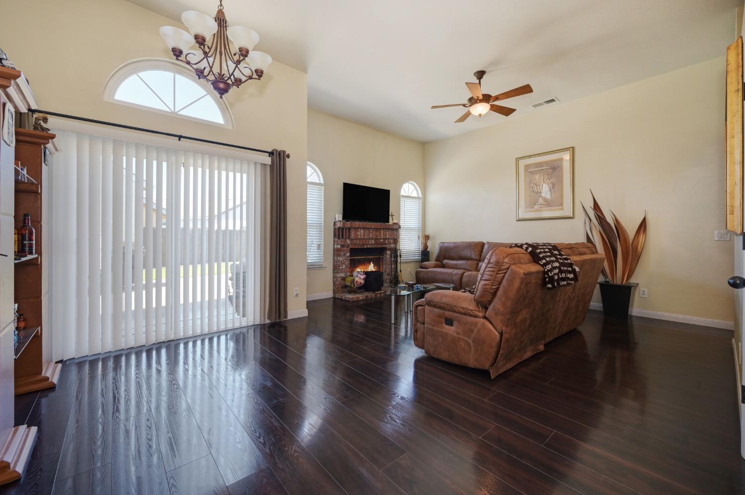 Detail Gallery Image 15 of 50 For 9247 Wenlock Ct, Sacramento,  CA 95829 - 3 Beds | 2 Baths