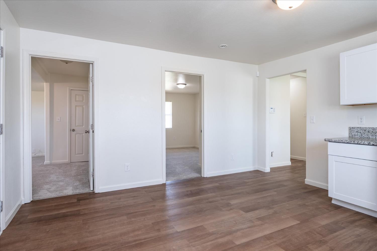 Detail Gallery Image 15 of 29 For 430 S Thorne Ave, Fresno,  CA 93706 - 3 Beds | 1 Baths